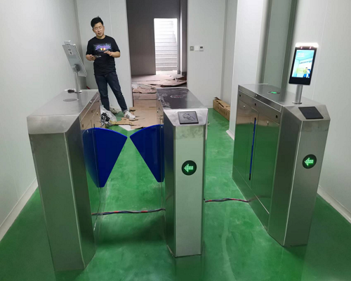 丹陽市遠華車業(yè)（測溫人臉考勤翼閘）(圖3)